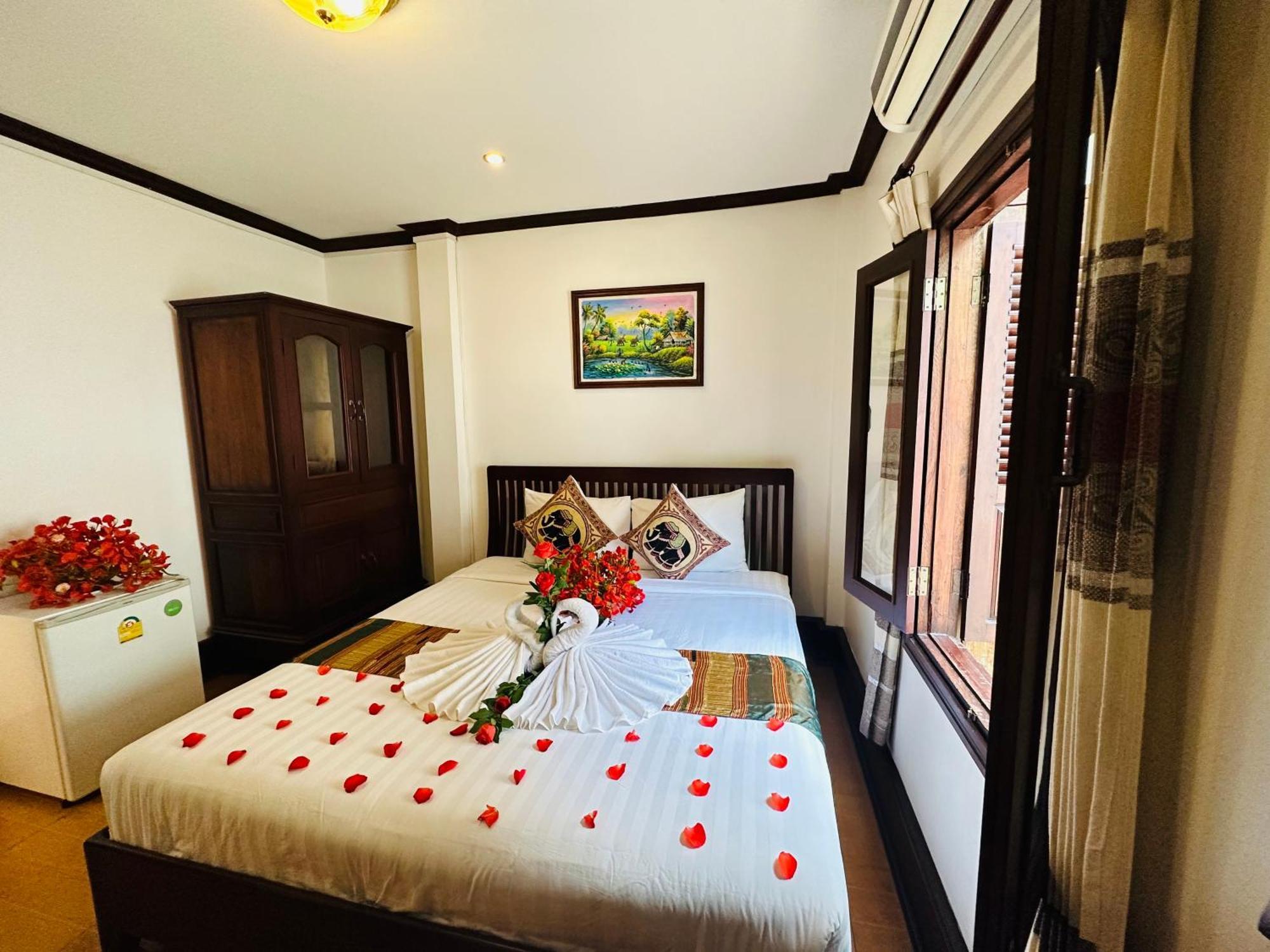 Thatsaphone Hotel Luang Prabang Exterior foto