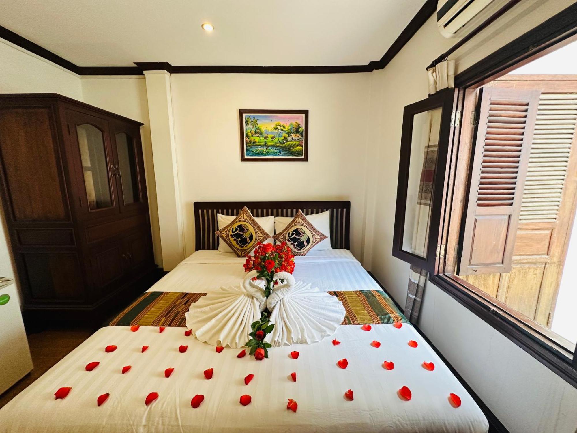 Thatsaphone Hotel Luang Prabang Exterior foto