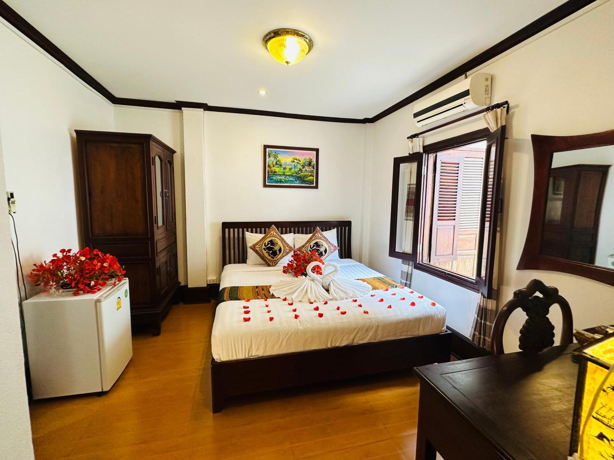 Thatsaphone Hotel Luang Prabang Exterior foto